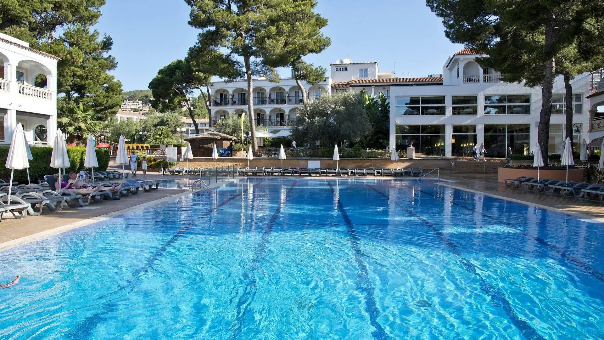 Hotel Beachclub Font de Sa Cala